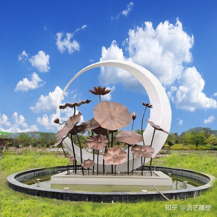 玻璃鋼雕塑設(shè)計(jì)需聚焦?成本控制、耐候性提升、公共安全適配